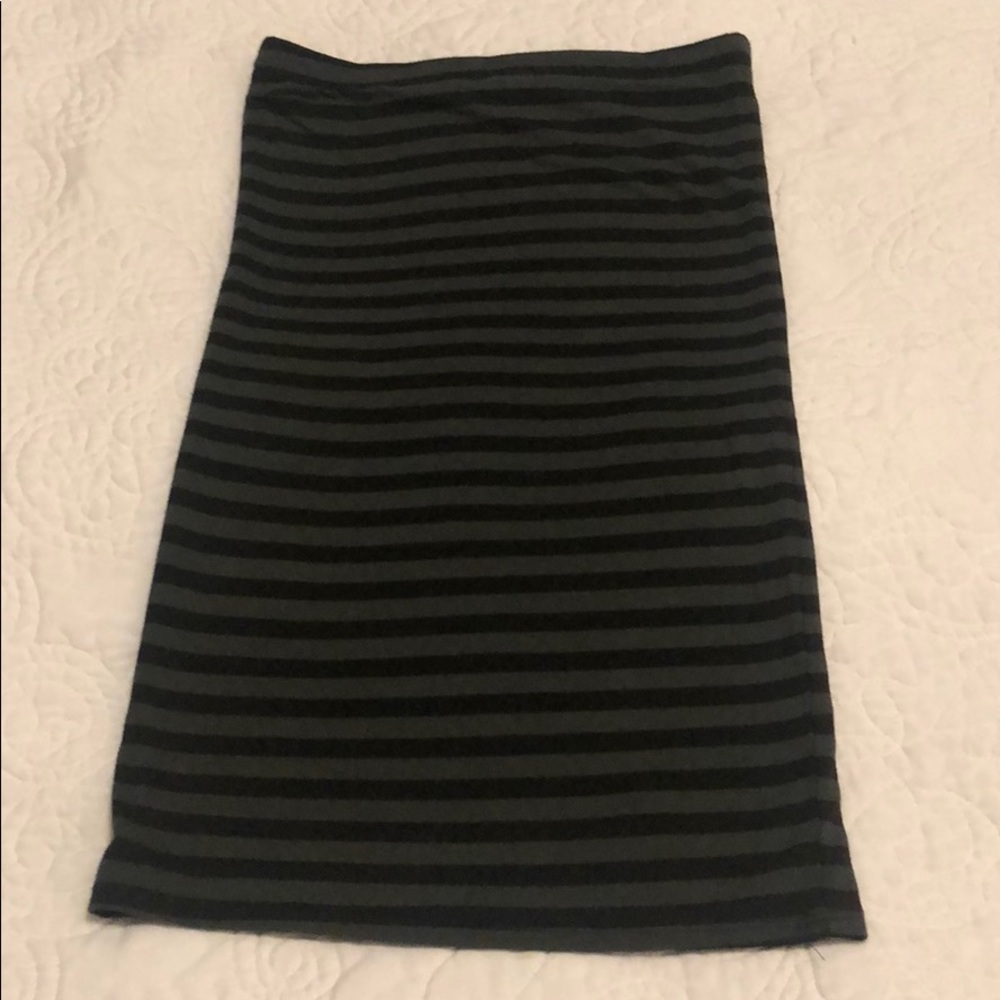 Olive and Black Stripe Midi Skirt 💚